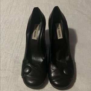 Steve Madden Elegant Black Pumps
